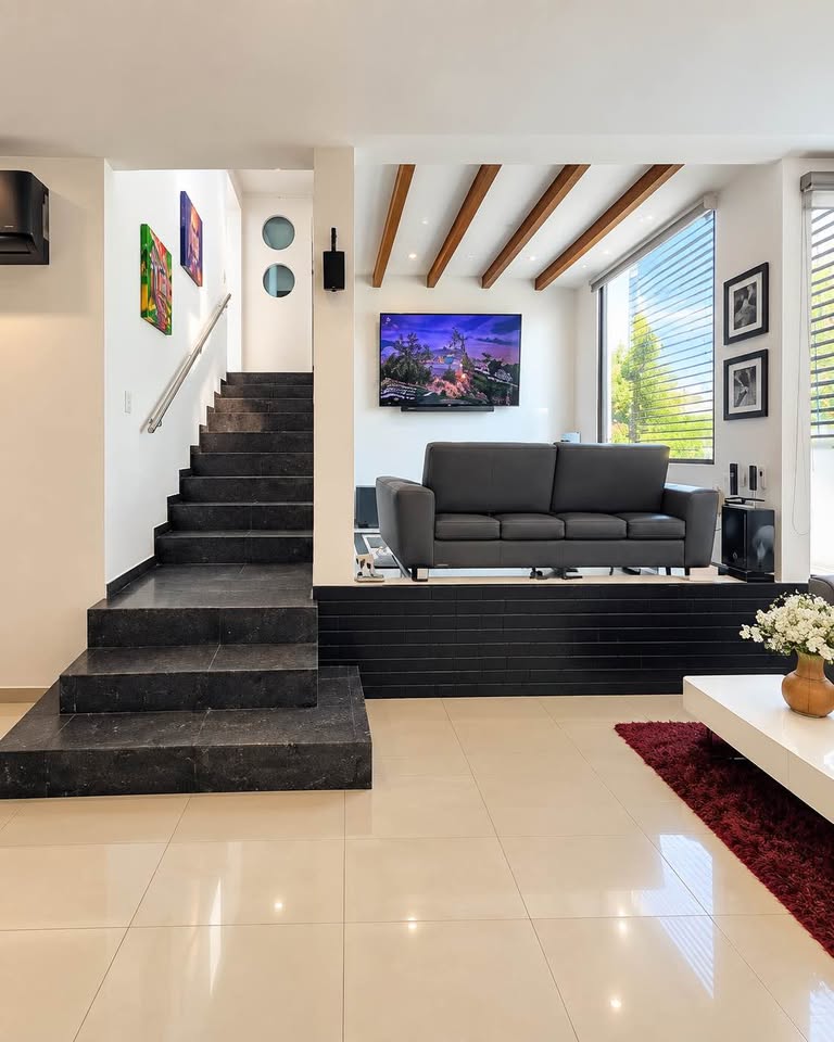 Miniatura 8 de 🏡 Casa en venta en Lomas de la Rioja