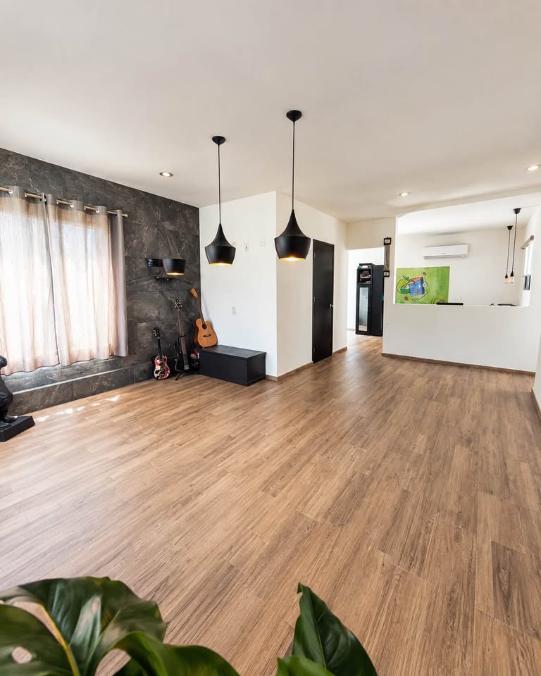 Miniatura 3 de 🏡 Casa en venta en Lomas de la Rioja